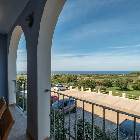 Apartament 2 - 8 E 9 Rebirth Hospitality Valledoria (Sardinia)